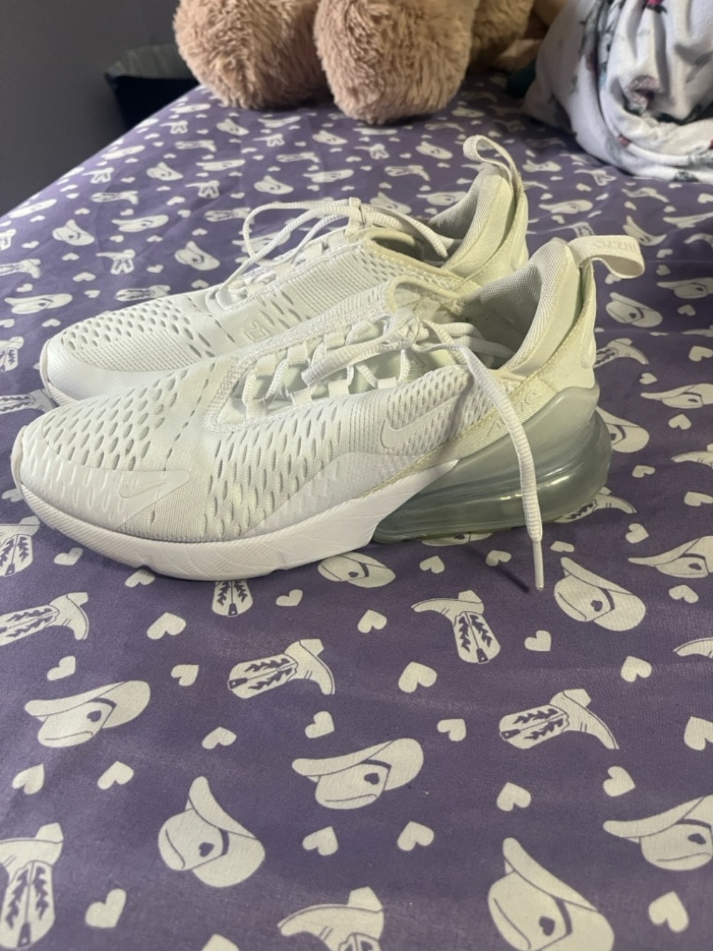 Nike White Air Max 270 React-Style Sneakers size 7Y